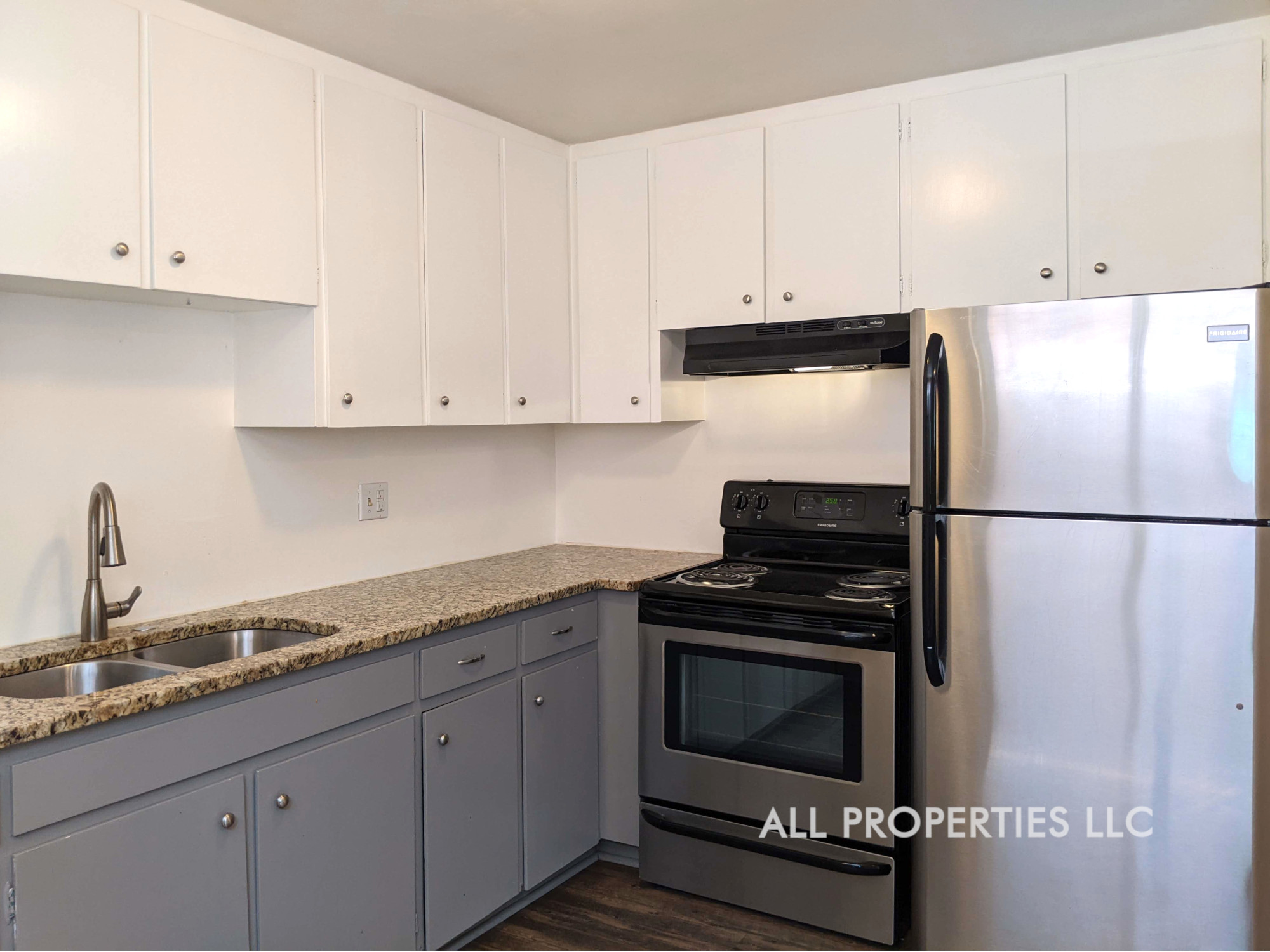 919 3rd St Apt 2