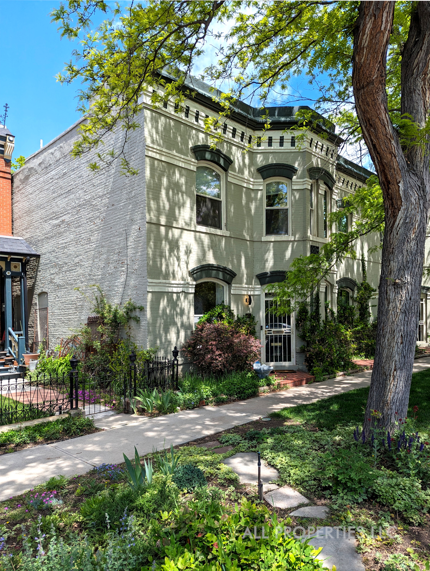 Property thumbnail image